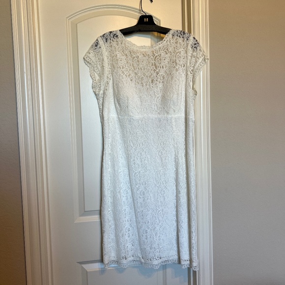 Db studio Dresses & Skirts - Lace dress
